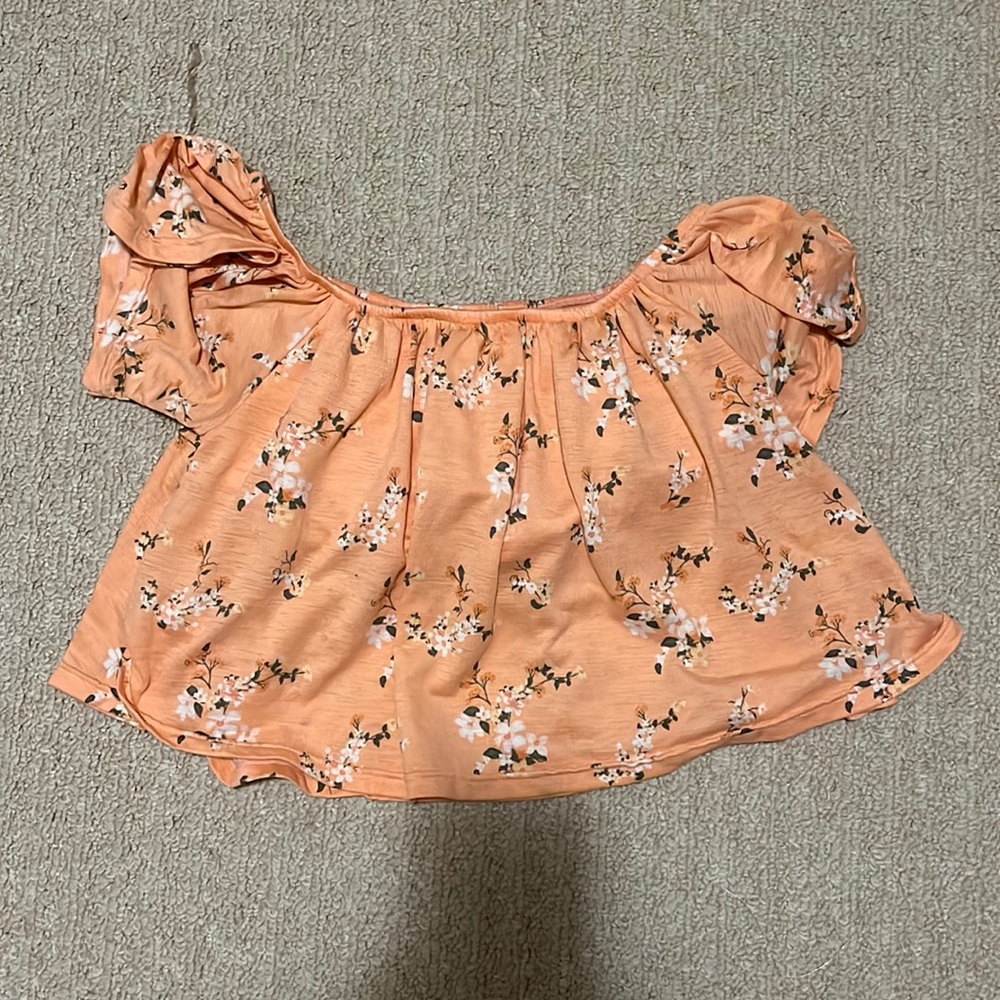 Peach coloured flower print crop top. Size S